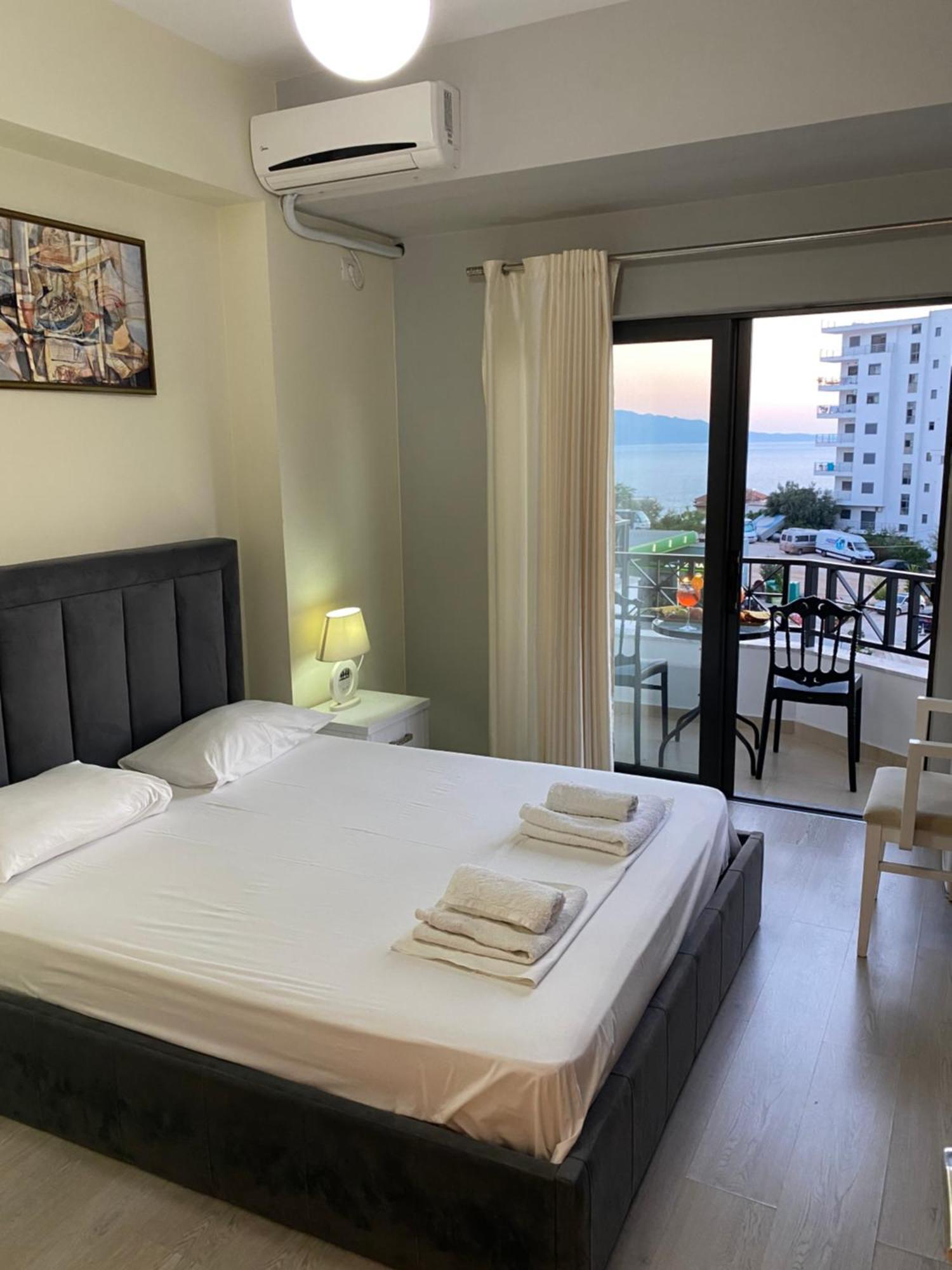 Prive City Hotel Saranda Kültér fotó